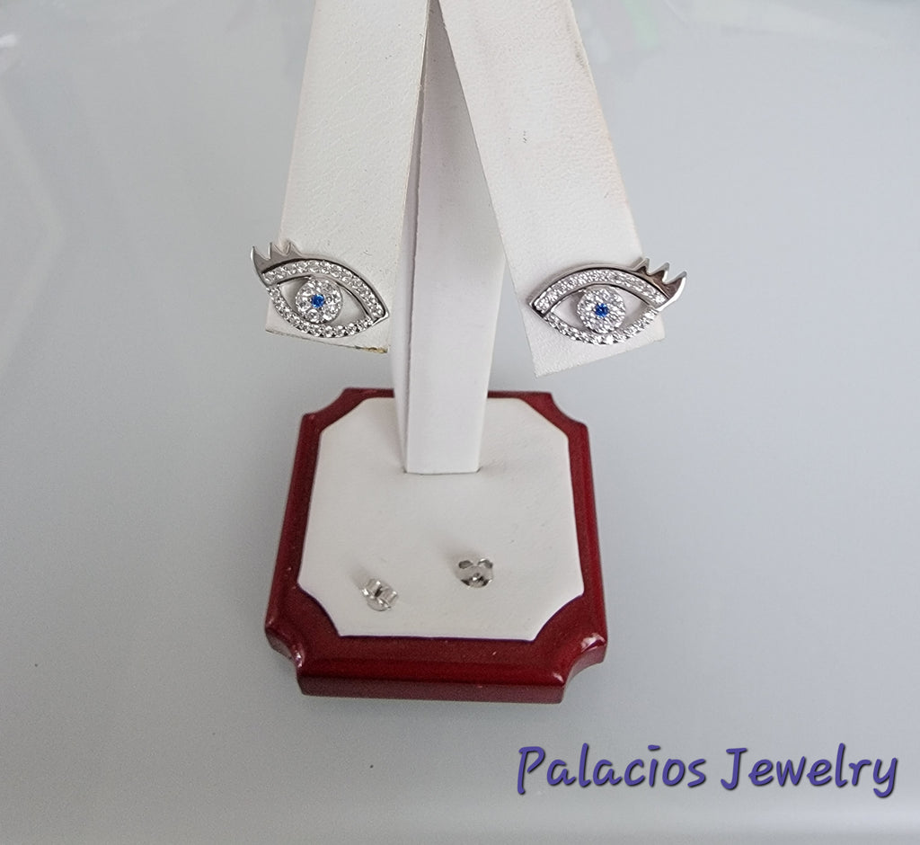 Eye earrings